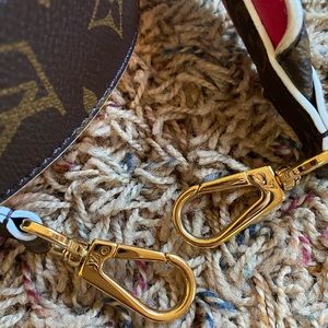 Bandouliere Strap in Fuchsia